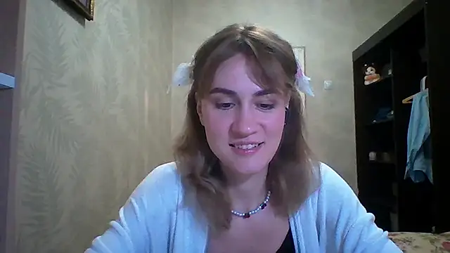 ElenoreHolguin online show from 03.31.26