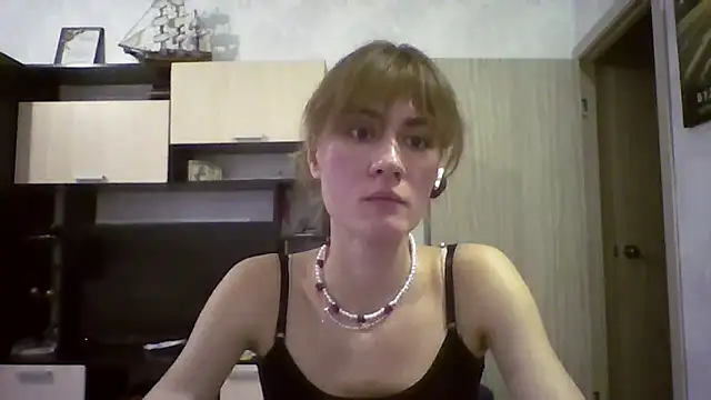 ElenoreHolguin online show from 04.07.26