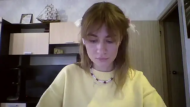 ElenoreHolguin online show from 04.10.26