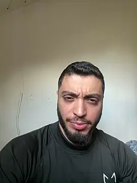 Snapshot of SoftAmjad chatting on 05.18.26 SoftAmjad online show from 05.18.26