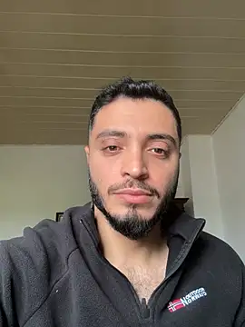 Snapshot of SoftAmjad chatting on 05.19.26 SoftAmjad online show from 05.19.26
