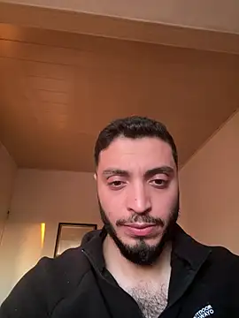 Snapshot of SoftAmjad chatting on 05.22.26 SoftAmjad online show from 05.22.26