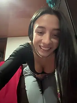 Snapshot of nami_rosee chatting on 03.27.26 nami rosee online show from 03.27.26