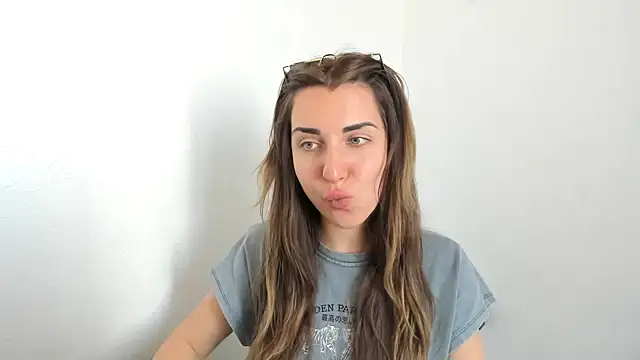 summmmersky1 online show from 04.11.26