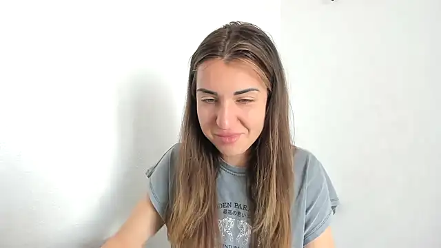 summmmersky1 online show from 04.20.26