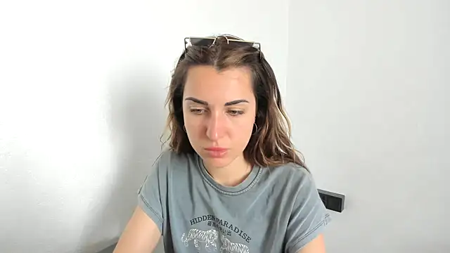 summmmersky1 online show from 04.24.26