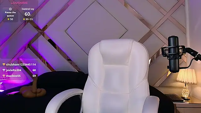 Noa butterfly  online show from 04.05.26