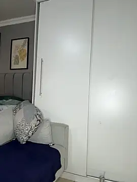 Missyellow online show from 03.13.26