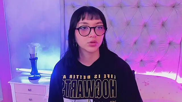 Snapshot of LilithBluum chatting on 07.11.26 LilithBluum online show from 07.11.26