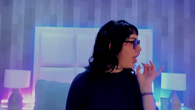 Snapshot of LilithBluum chatting on 07.31.26 LilithBluum online show from 07.31.26