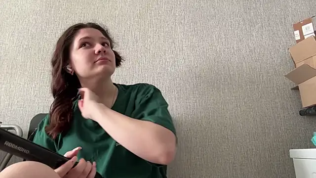 Emmiebutwihu online show from 04.09.26