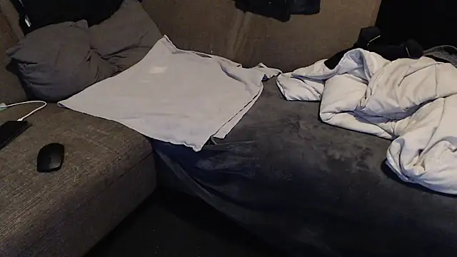 Hottehans88 online show from 03.24.26