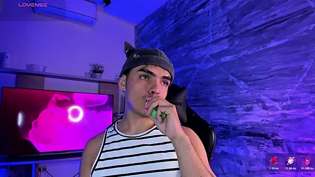 NicoKinggs  online show from 04.05.26