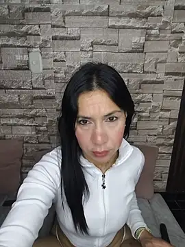 Snapshot of Camillemonroe_ chatting on 07.26.26 Camillemonroe online show from 07.26.26