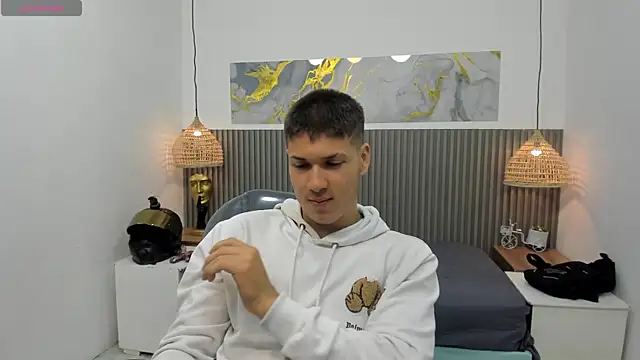 AlessandroFranco online show from 05.05.26