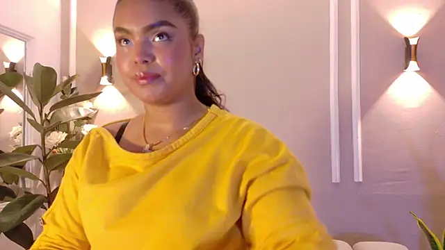 Snapshot of ZoeyMonroe_ chatting on 07.24.26 ZoeyMonroe online show from 07.24.26