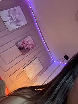 zoe  baker online show from 04.13.26