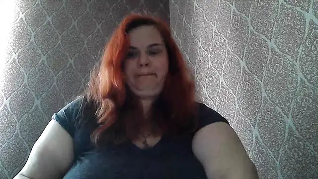 Snapshot of DollyGersonn chatting on 05.02.26 DollyGersonn online show from 05.02.26