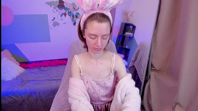 Pretty Victoria online show from 03.29.26