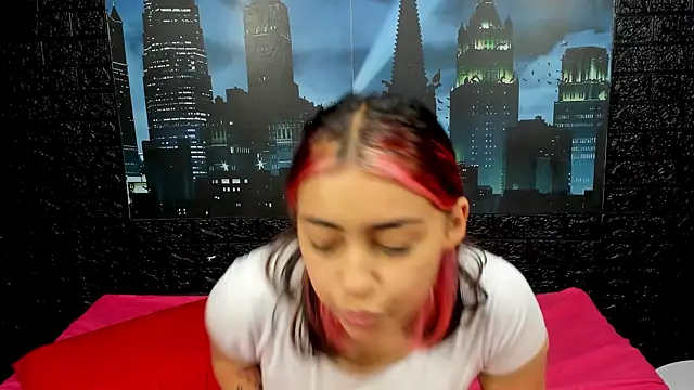 PinkyyPieee  online show from 04.07.26