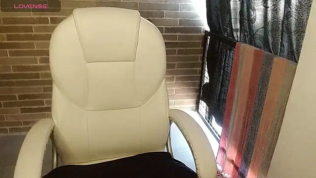 sweet-little online show from 04.22.26