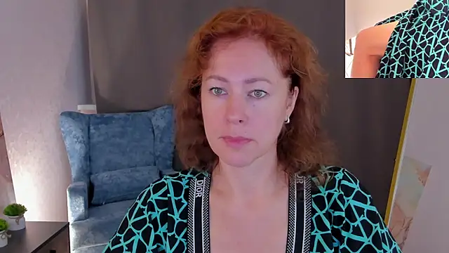 Snapshot of LeticiaRomano chatting on 06.14.26 LeticiaRomano online show from 06.14.26