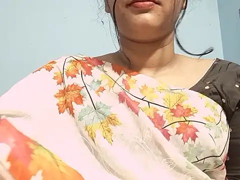 Emma 4433 online show from 04.18.26