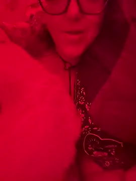 Astrid XOXO online show from 03.13.26