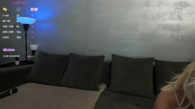 IvyTease  online show from 06.08.26