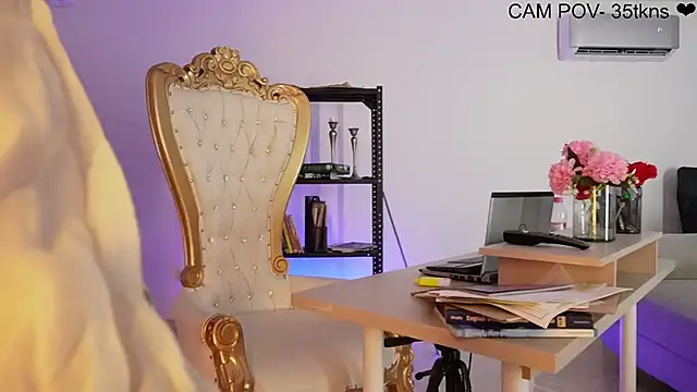 LucianaBlanco  online show from 07.04.26