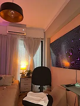 Tallulah Kinky online show from 04.26.26