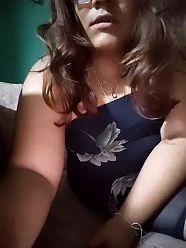 blurosa online show from 04.12.26