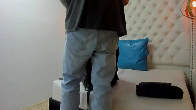 JEAN LEWIS2 online show from 04.21.26