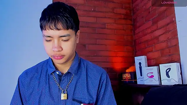 Lee Colee online show from 04.08.26