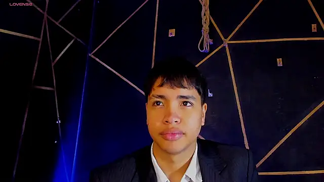 Snapshot of Lee_Colee chatting on 05.01.26 Lee Colee online show from 05.01.26