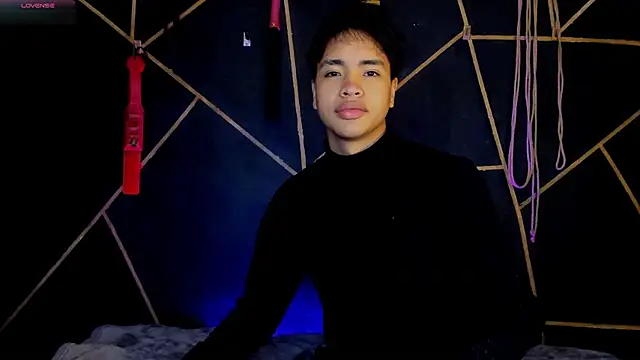Snapshot of Lee_Colee chatting on 05.24.26 Lee Colee online show from 05.24.26