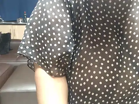 Bustydiva83 online show from 07.13.26