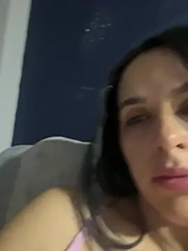 leila moretti online show from 04.20.26