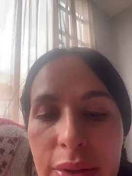 leila moretti online show from 05.13.26