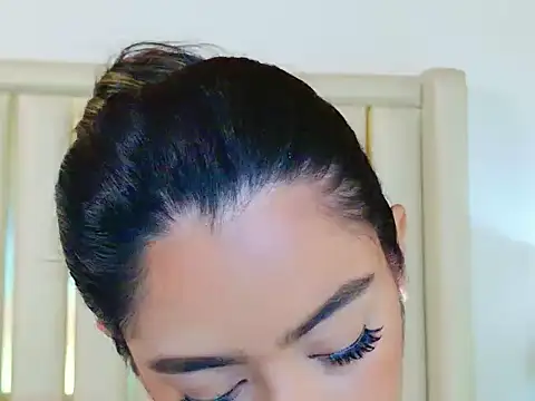 AnnieDesire online show from 04.15.26