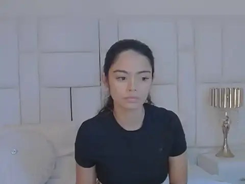 AnnieDesire online show from 06.05.26