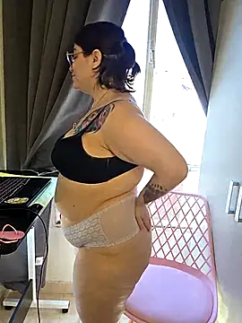 Sofia Curvy04 online show from 03.13.26