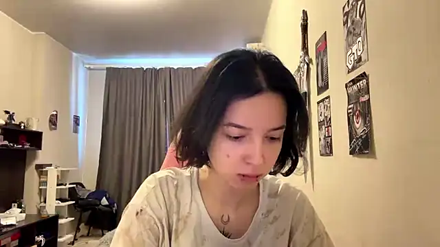 Snapshot of KateMiragee chatting on 03.15.26 KateMiragee online show from 03.15.26