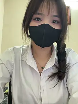 VyVy18 online show from 06.30.26