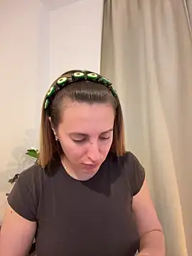 EvaRyen  online show from 05.14.26