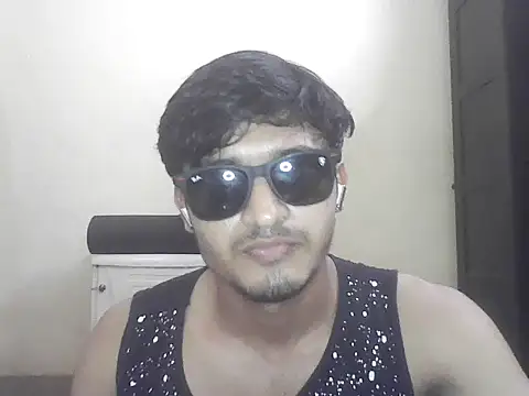Snapshot of adithya123h chatting on 03.31.26 adithya123h online show from 03.31.26