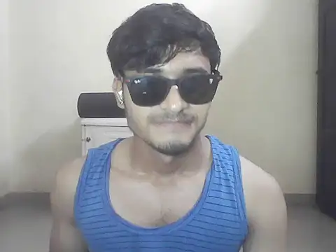 Snapshot of adithya123h chatting on 04.01.26 adithya123h online show from 04.01.26