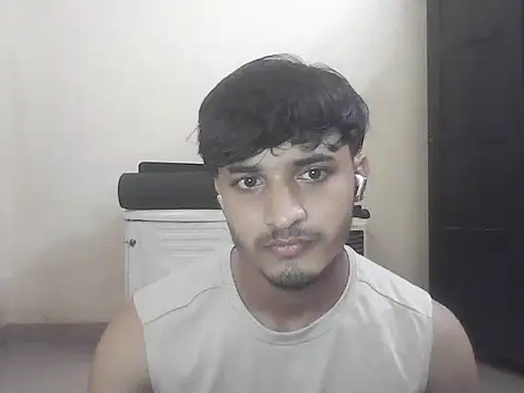 Snapshot of adithya123h chatting on 05.08.26 adithya123h online show from 05.08.26