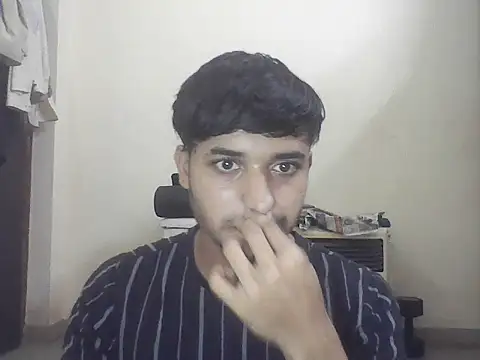 Snapshot of adithya123h chatting on 05.10.26 adithya123h online show from 05.10.26