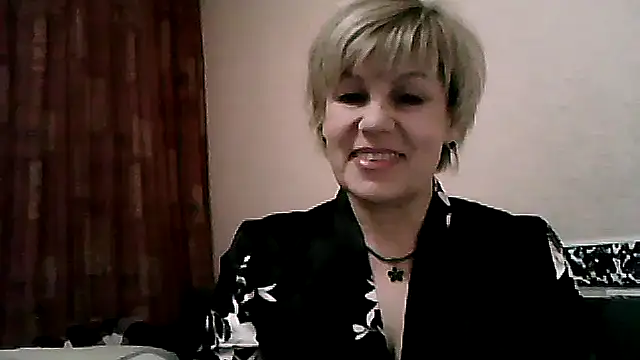 Snapshot of TatkaYang chatting on 05.15.26 TatkaYang online show from 05.15.26